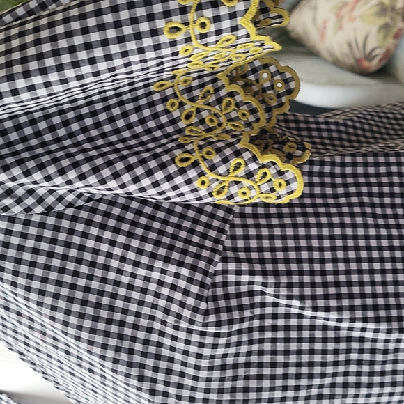 Ann Taylor cotton top - Picture 3 of 5